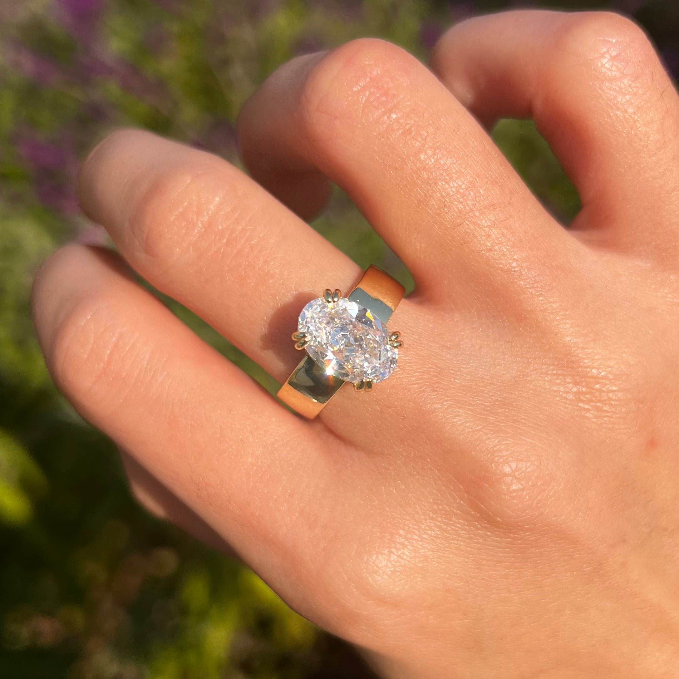 Wide Band Oval Elegant Vintage-Inspired Engagement Ring for Women