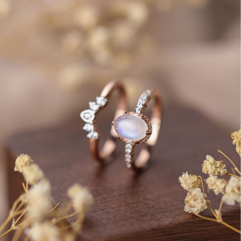 Vintage Oval Shape Design Moon Stone Silver Ring Set