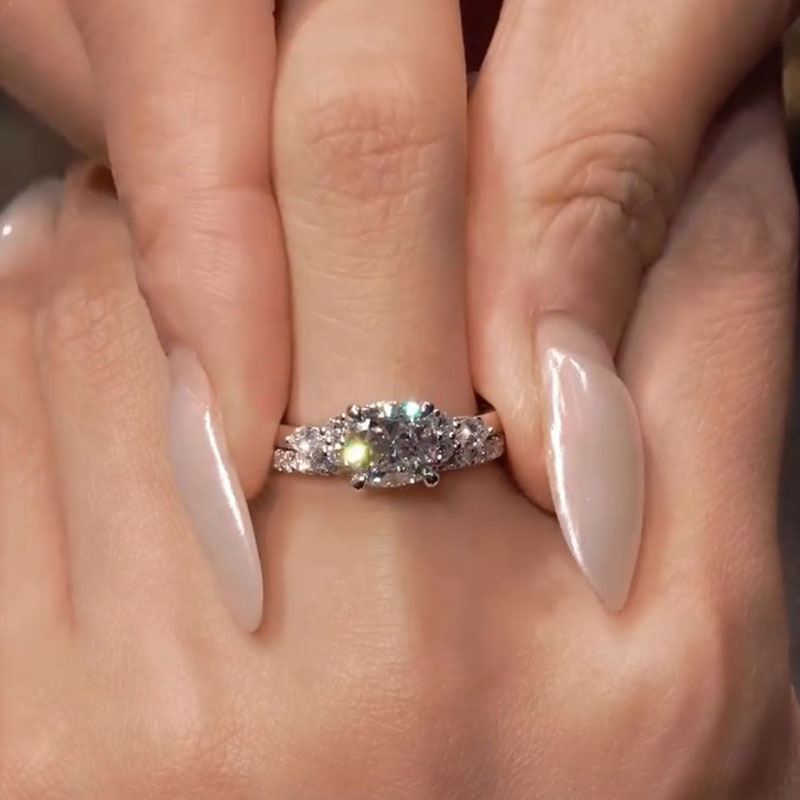 Elegant 2PCS Cushion Cut Bridal Set In Sterling Silver