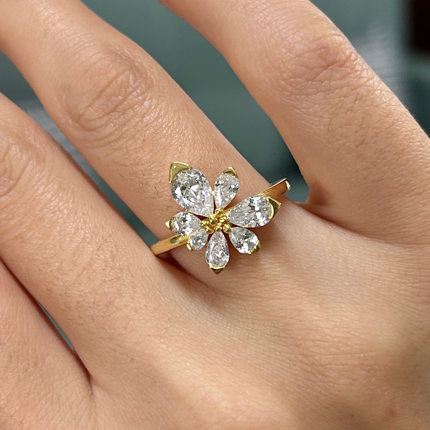 Size 7.5 | Pear Cut Flower Design Asymmetric Blossom Engagement Ring
