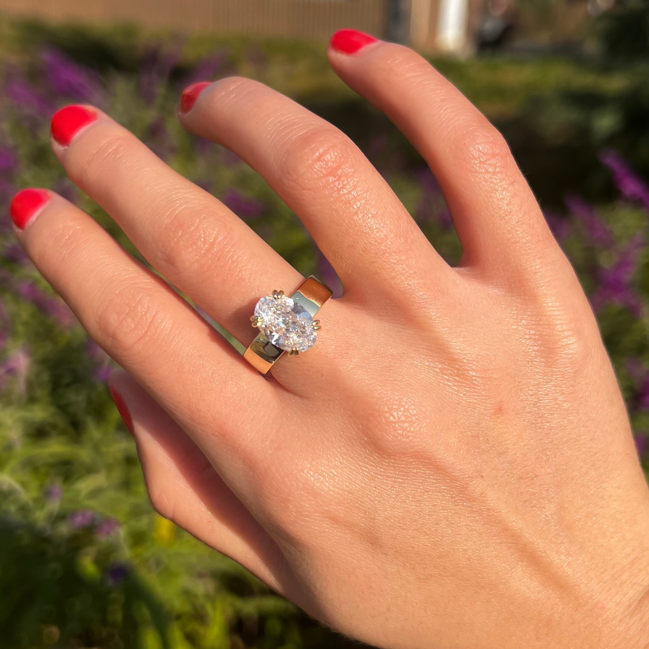 Wide Band Oval Elegant Vintage-Inspired Engagement Ring for Women