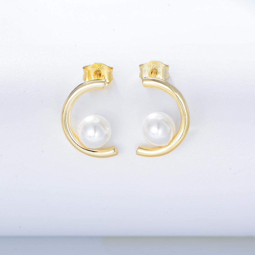 C Design Pearls Studding Earrings