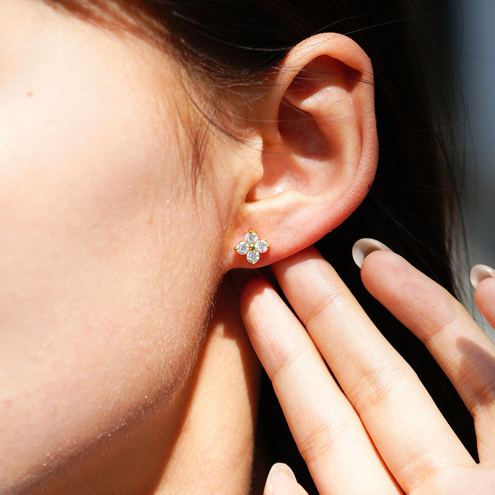 Flower Design Elegant Moissanite Stud Earrings in Sterling Silver