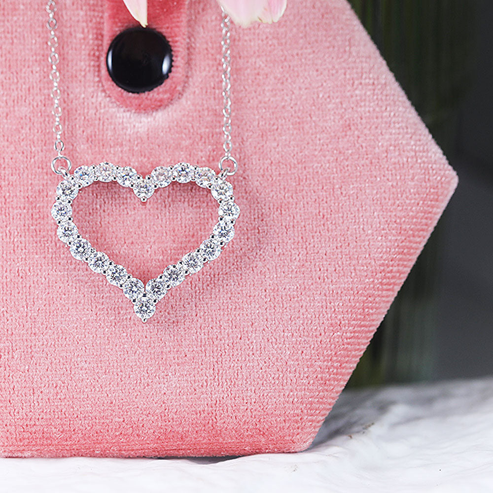 Hallow Heart Shape Design Moissanite Pendant Necklace