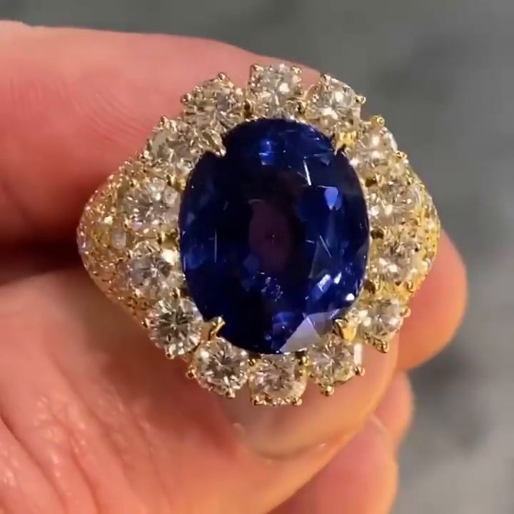 Luxurious Halo Oval Cut Royal Blue Golden Handmade Engagement Ring