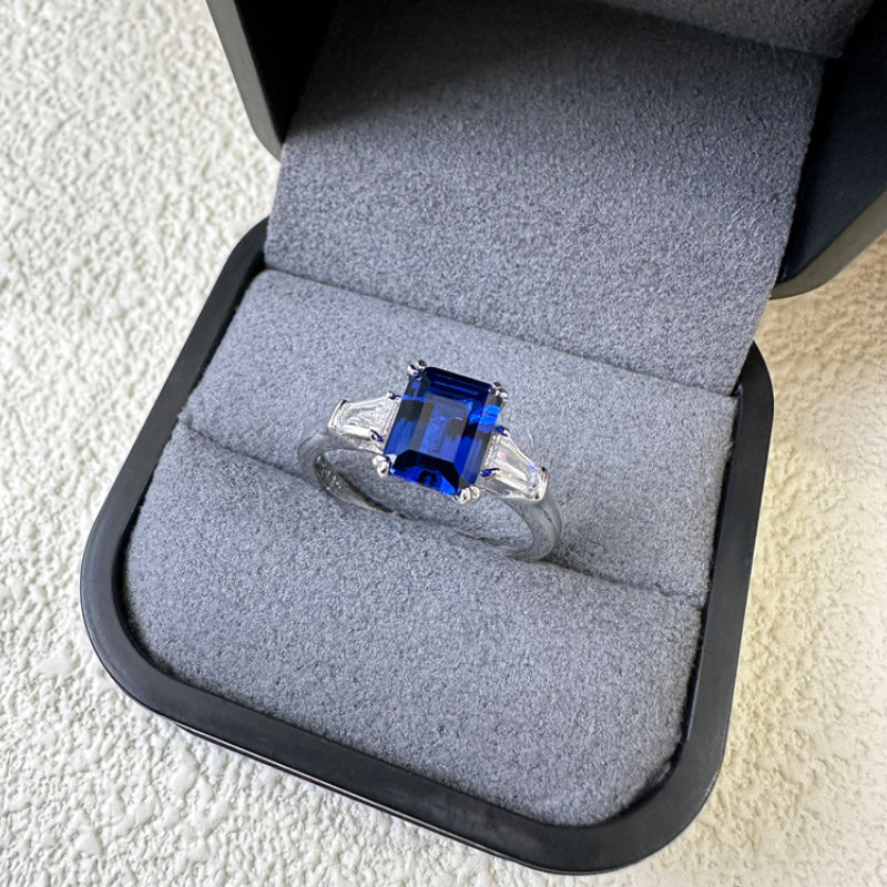 Unique Three Stone 2.5ct Tanzanite Blue Ring