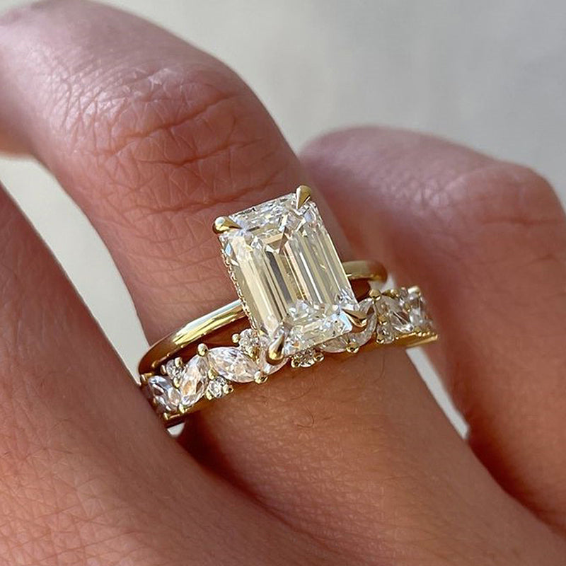 Special Sale  2pcs Gold Tone Emerald Cut Bridal Ring Set In