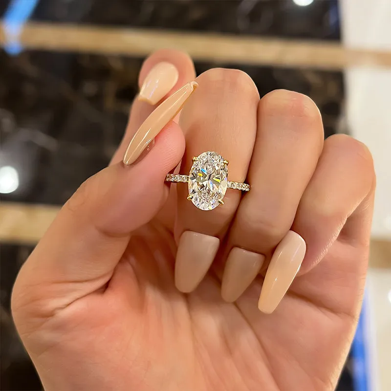 Oval Cut Engagement Rings | Mark Broumand