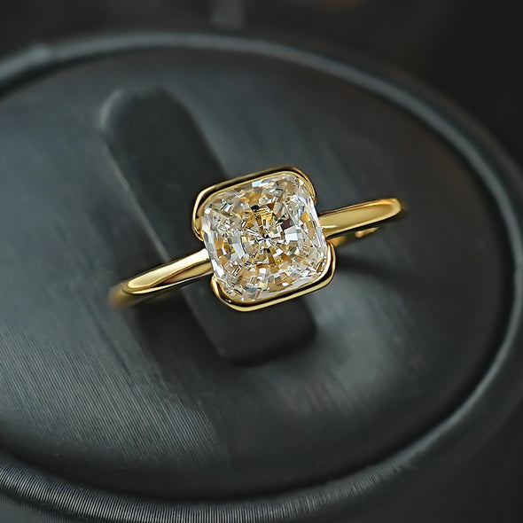 Vintage Solitaire Radiant Cut Engagement Ring In Golden Tone