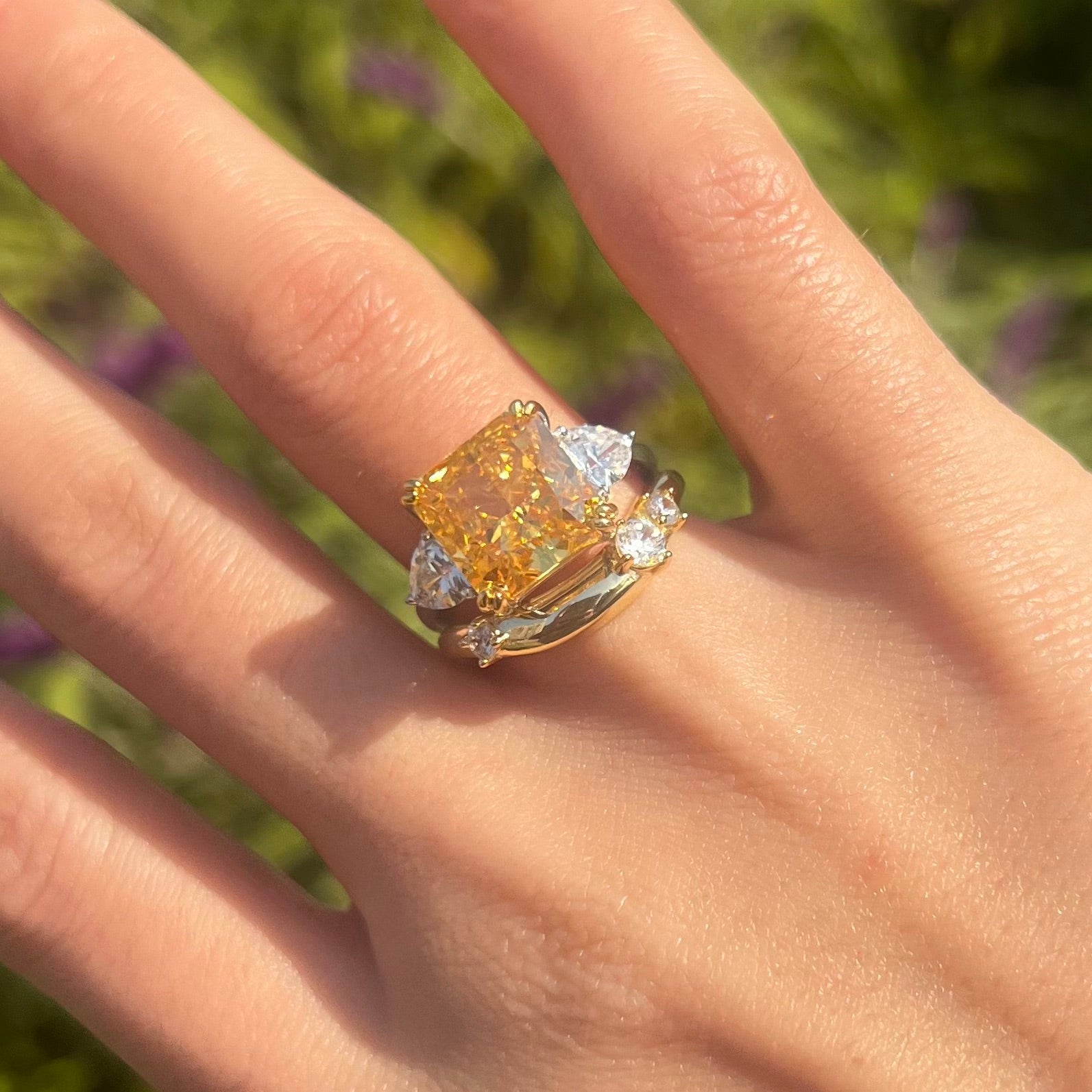 Sparkling 2 Pcs Yellow Radiant Cut Bridal Set