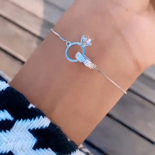 Unique Design Interlocking Rings Bracelet