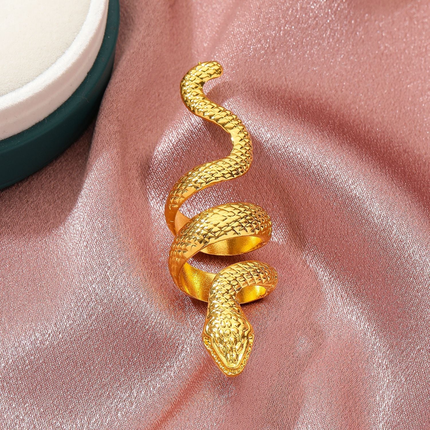 Retro Punk Snake Ring