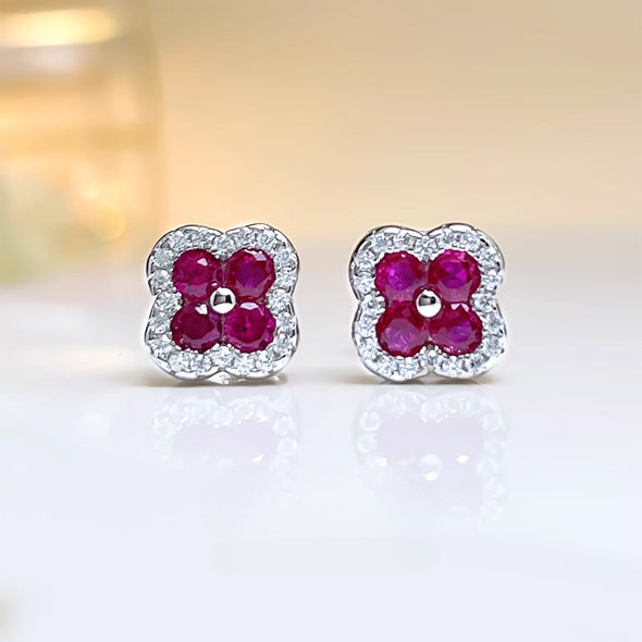 Clover Design Sapphire Stud Earrings in Sterling Silver