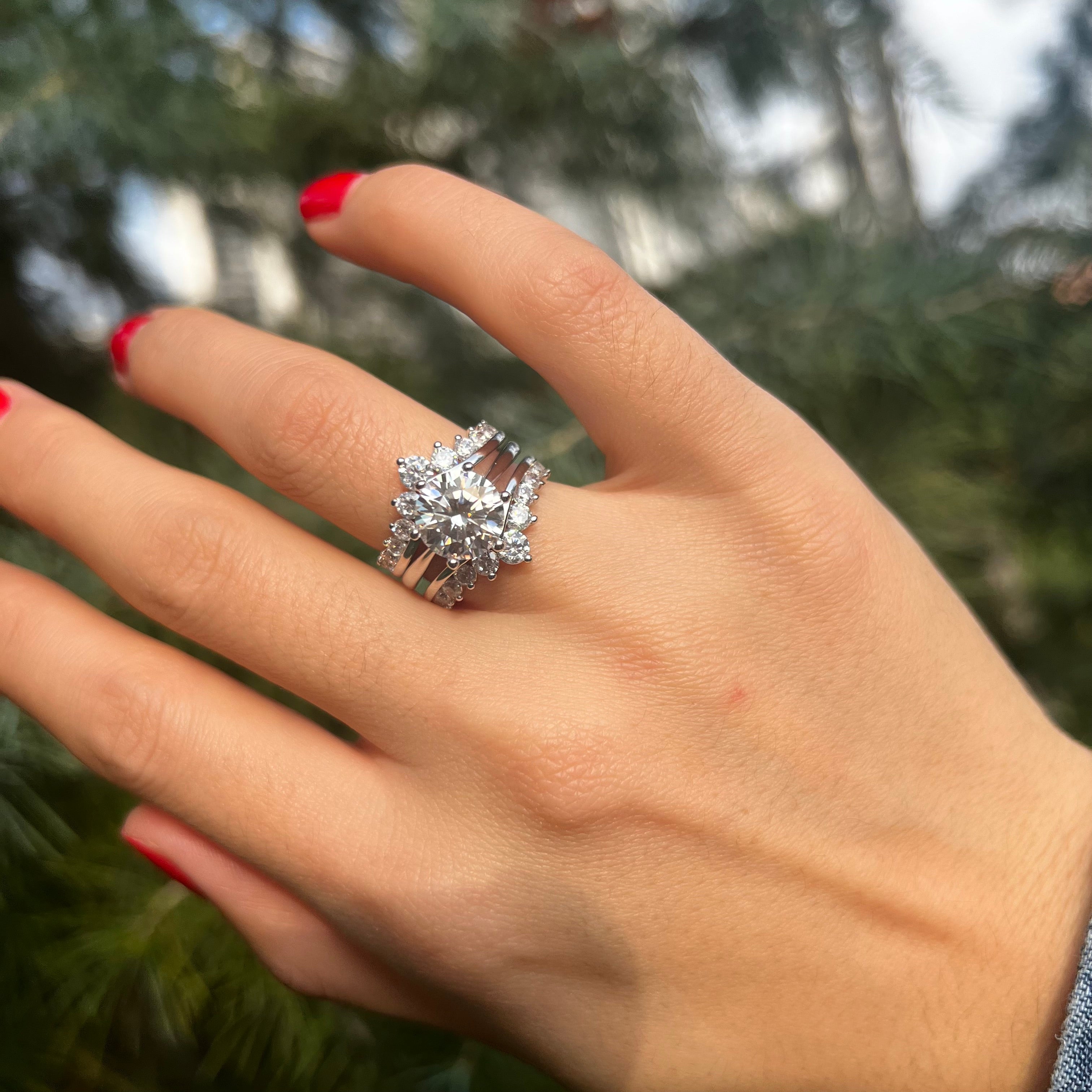 Exquisite 2 Pcs Round Cut Enhancer Wedding Bridal Set