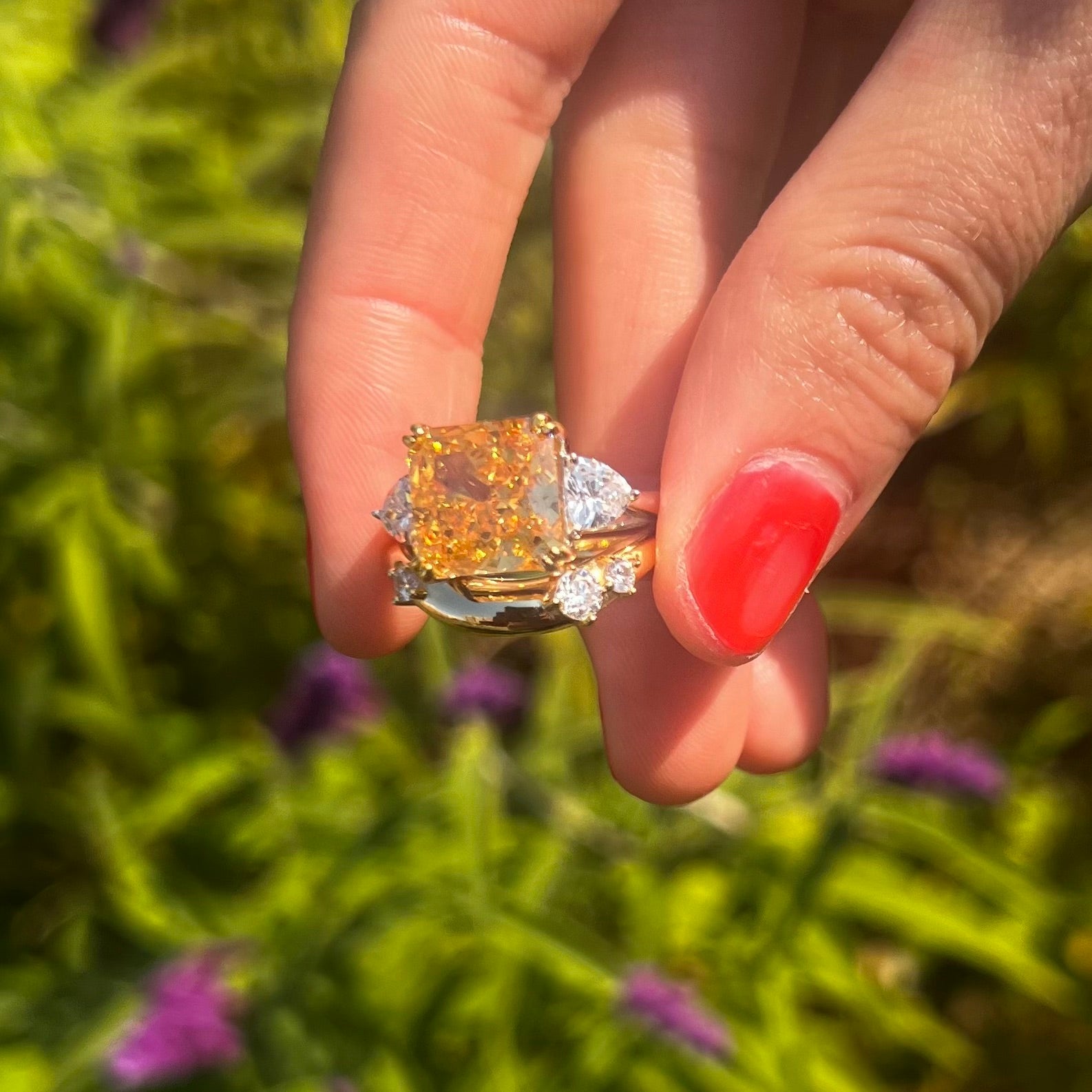 Sparkling 2 Pcs Yellow Radiant Cut Bridal Set