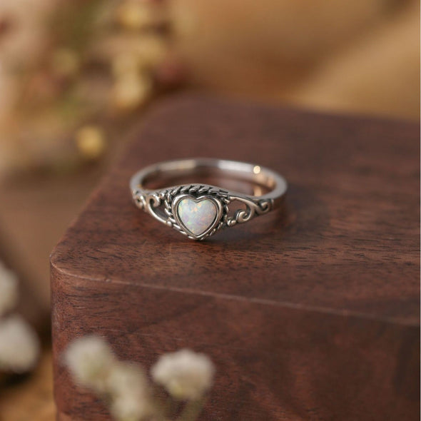 Vintage Hallow Heart Design Opal Sterling Silver Ring