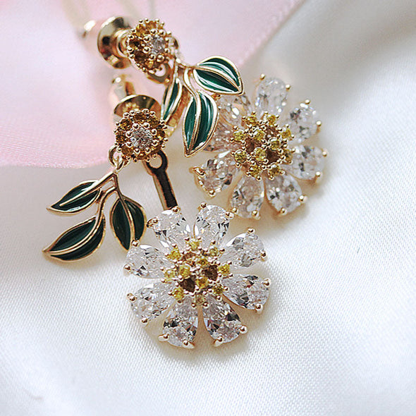 Elegant Sunflower Design Drop Earrings
