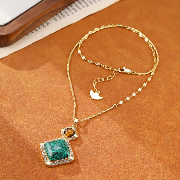 Vintage Malachite Pendant Necklace