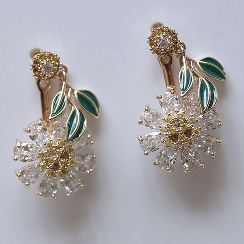 Elegant Sunflower Design Drop Earrings