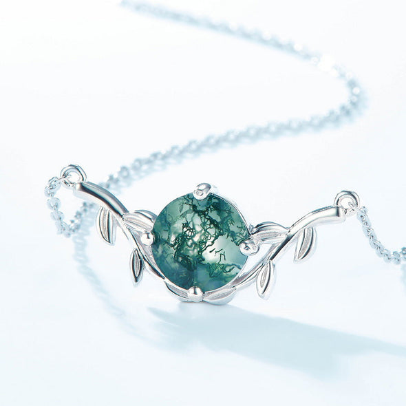 Round Shape Leaves Design Green Moss Agate Necklace