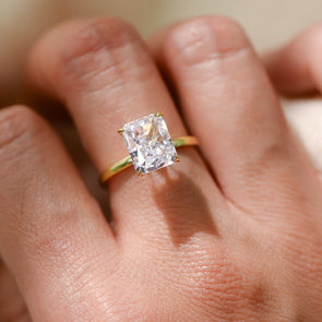 Stunning 4.0 CT Ice Cut Sterling SIiver Engagement Ring