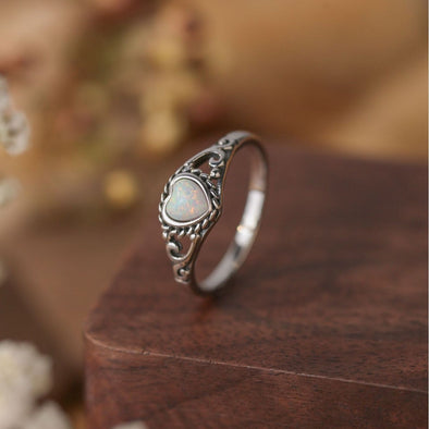Vintage Hallow Heart Design Opal Sterling Silver Ring