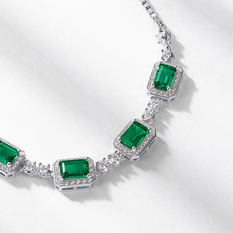 Luxury Emerald Green White Gold Plated Necklace