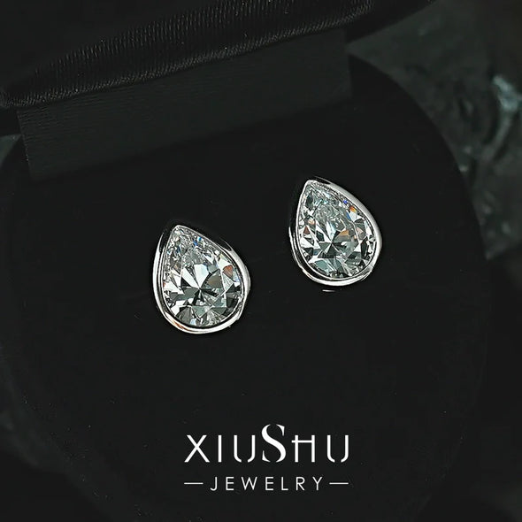 Luxury Oval Cut Sterling Silver Stud Earrinngs