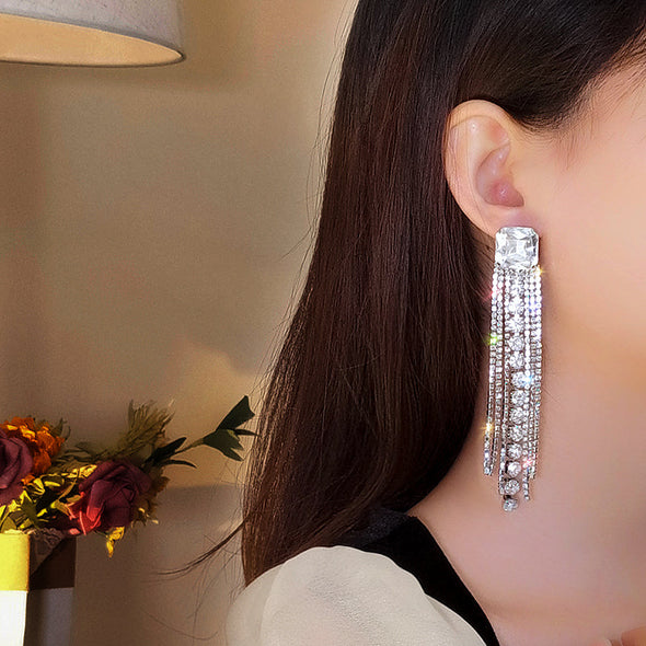 Asymmetrical Fringe Ear Clip 2 Pcs