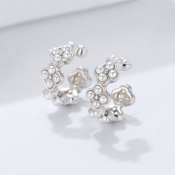 Vintage Design Peals Sterling Clip Earrings