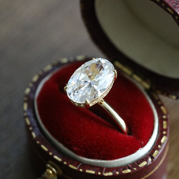 Oval Cut Bridal Set