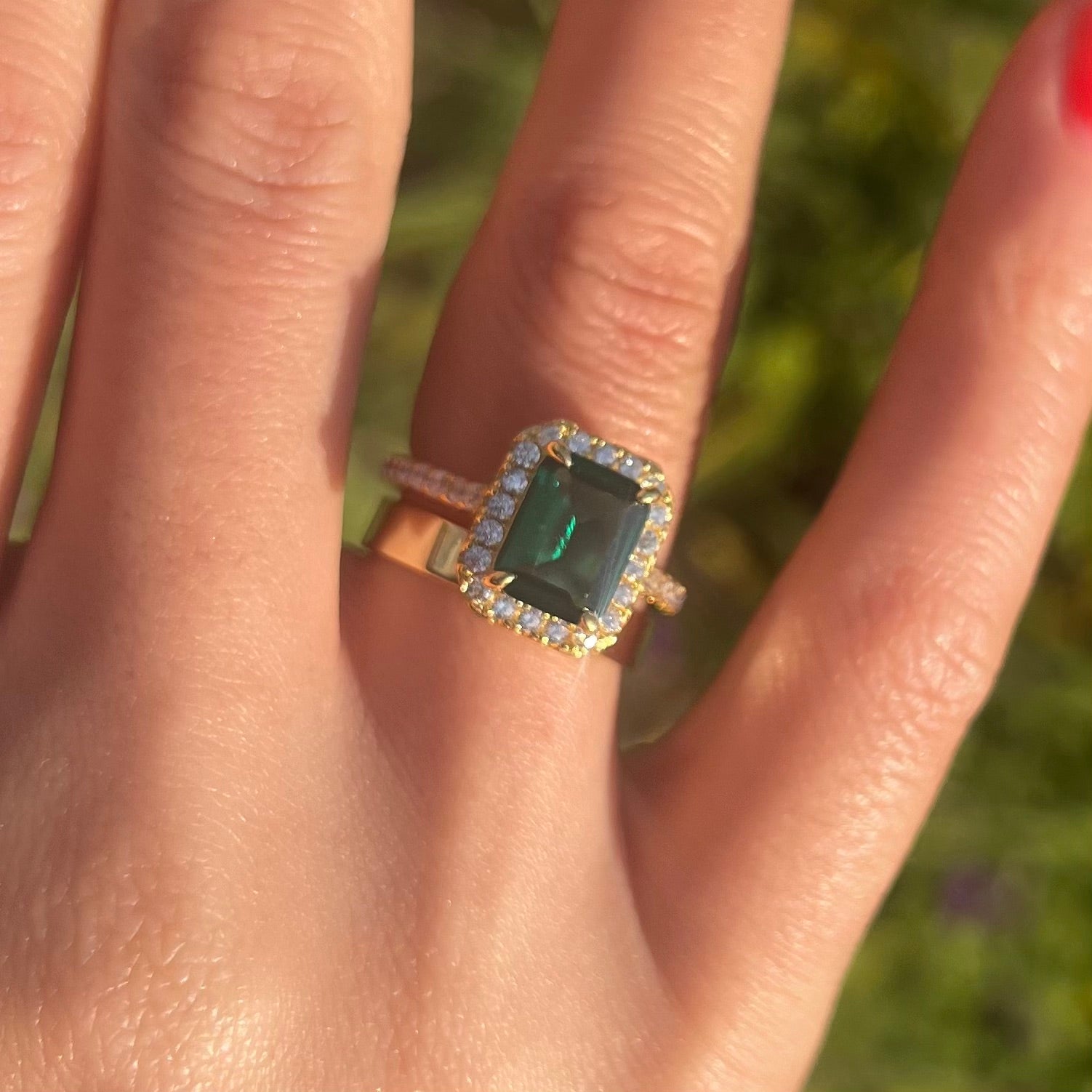 2 Pcs Green Emerald Cut Halo Design Bridal Sets In Golden Tone