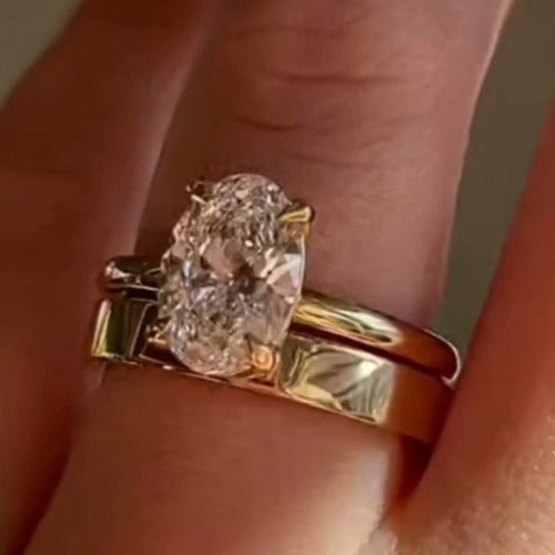 Bridal Set Plain Wedding Ring With Diamond 2PCS Golden Tone Oval