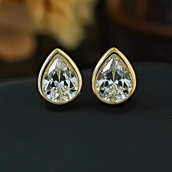 Luxury Oval Cut Sterling Silver Stud Earrinngs
