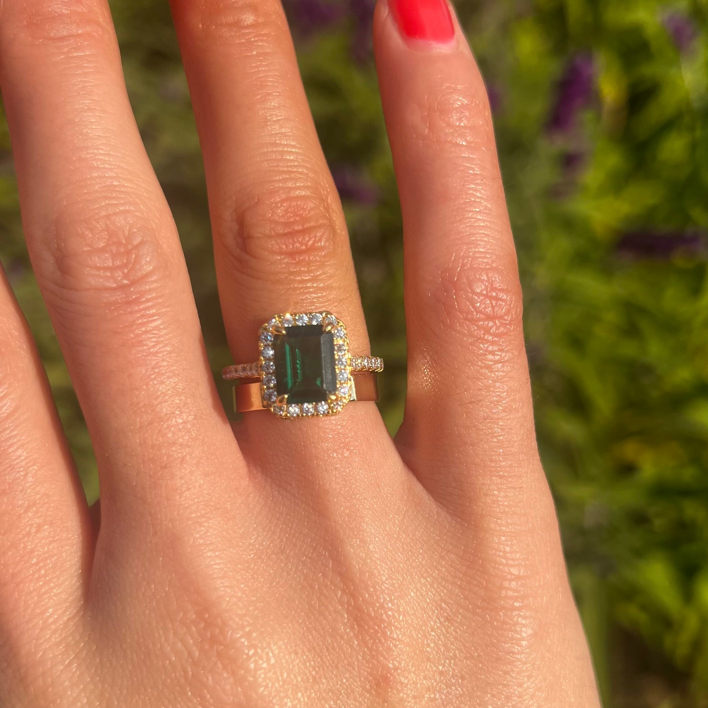 2 Pcs Green Emerald Cut Halo Design Bridal Sets In Golden Tone