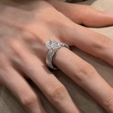 Elegant Textured Band & Side Stones Solitaire Oval Cut Sterling Silver Ring