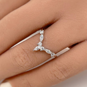V Shape Marquise and Round Curved Band in Sterling Silver