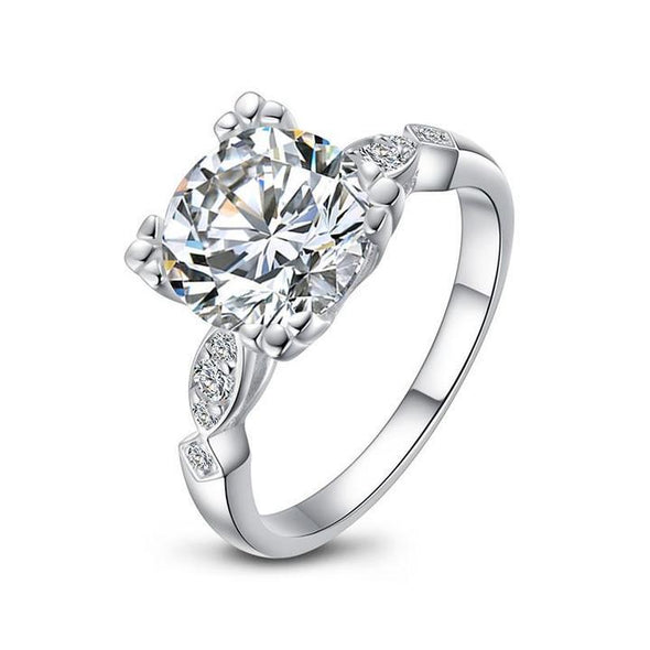 Double Prong Round Cut Engagement Ring