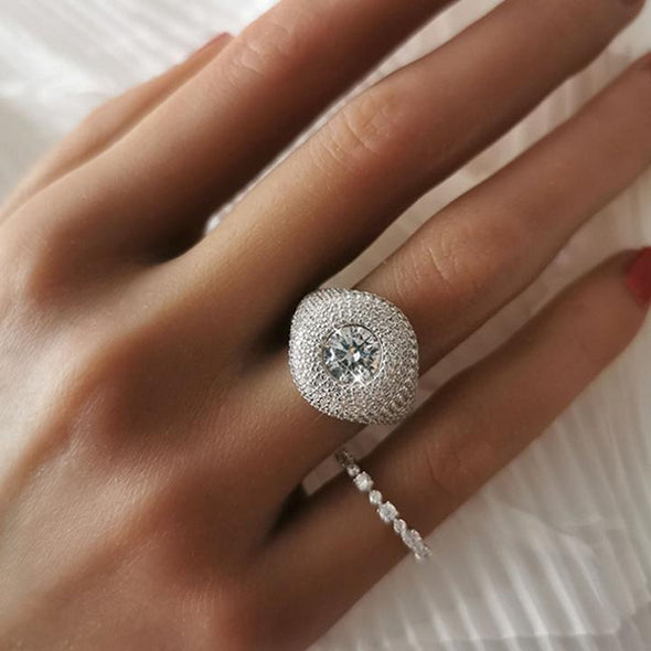 Vintage Round Cut Bezel Setting Engagement Ring