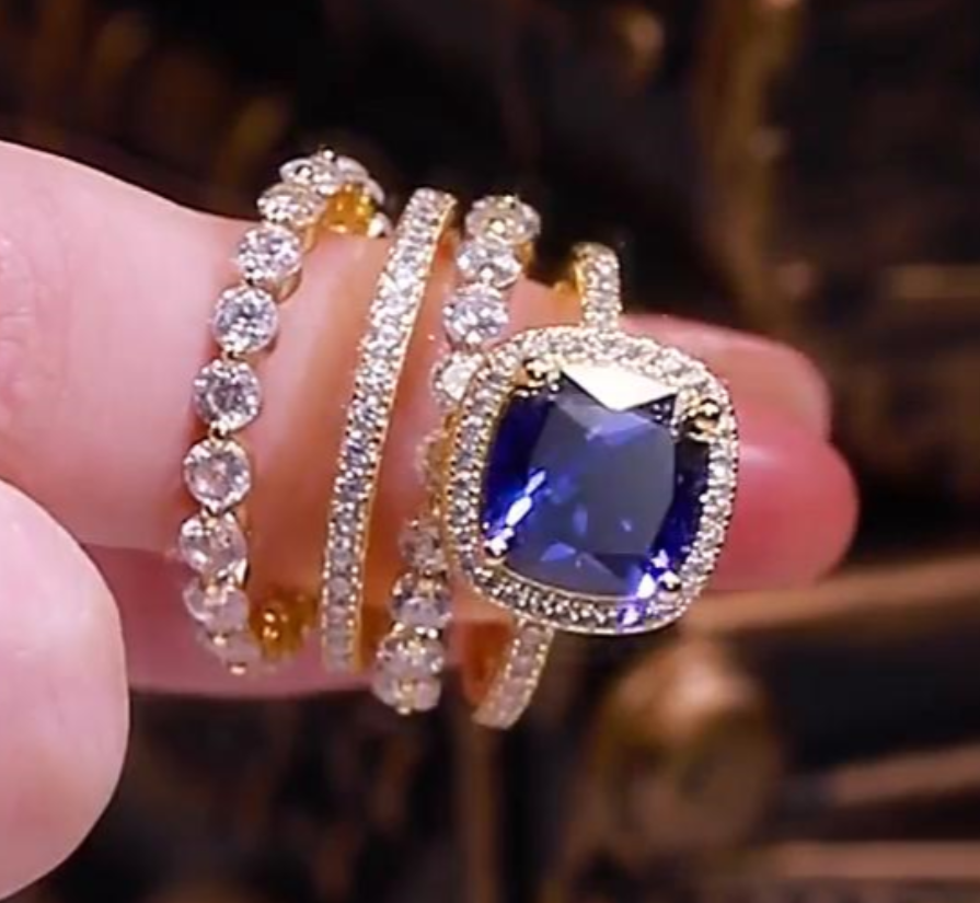 4 Pcs  Vintage Colored Cushion Cut Halo Bridal Set Rings In Sterling Silver