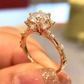 Round Cut Snowflake Design Engagement Ring