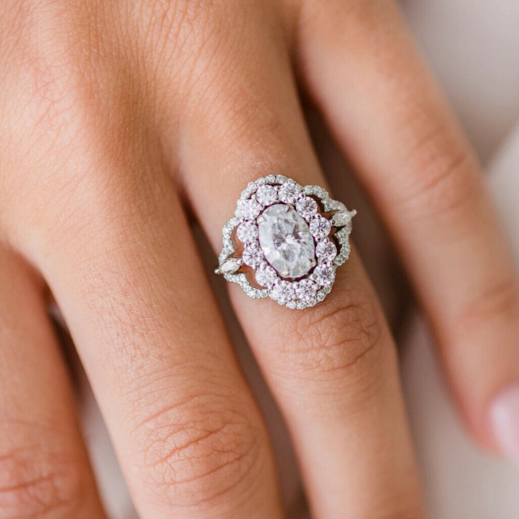 The 10 Most Beautiful Engagement Rings of All Time
