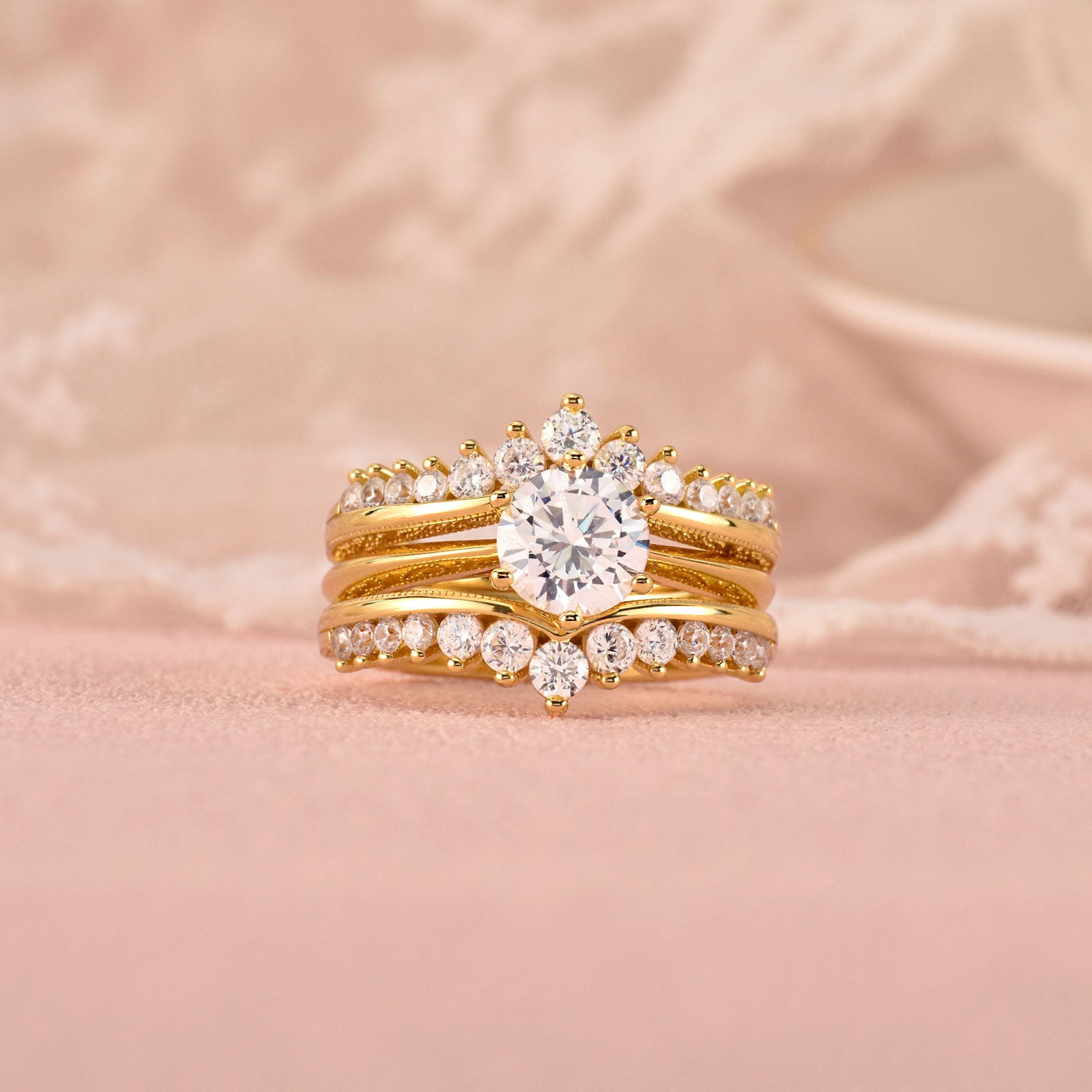 Round Diamond Diagonal Men's Wedding Band Ring in 10K Yellow Gold – Oaks  Jewelry